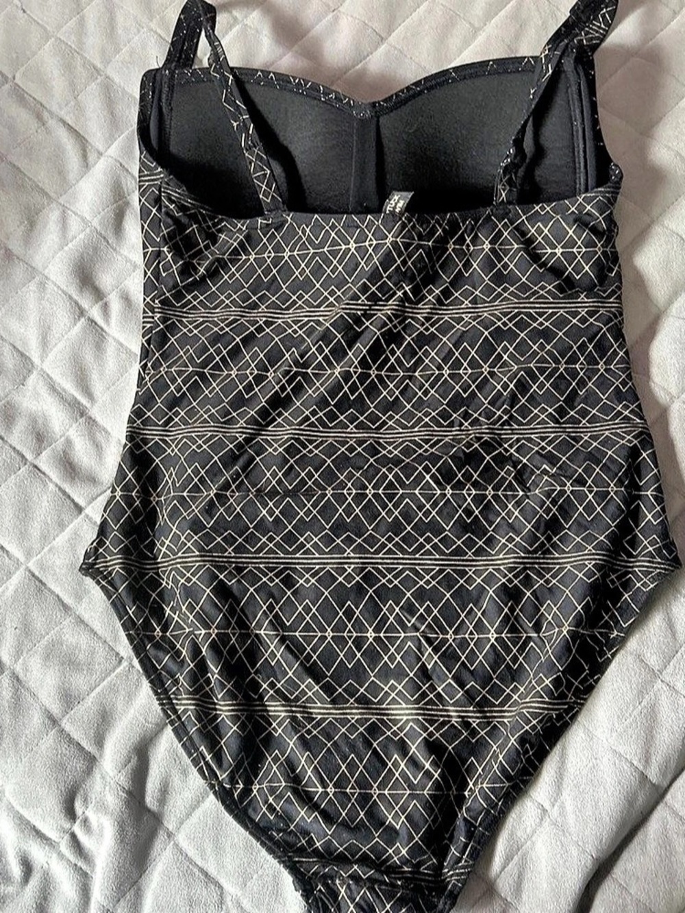 Nanette Lepore Geometric One-Piece Swimsuit Black & Gold Size 8